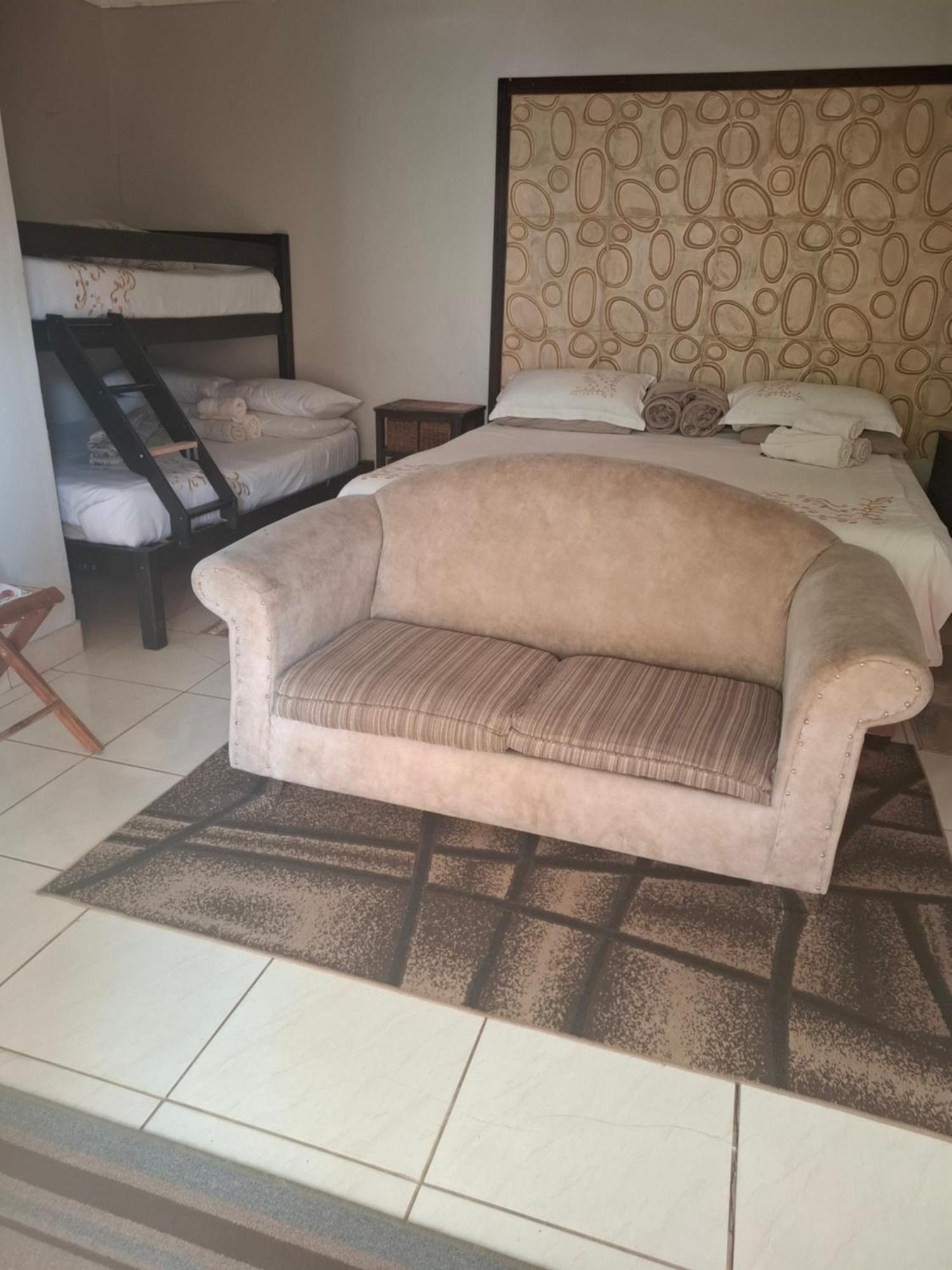Vicky B Bed And Breakfast Mogwase Buitenkant foto